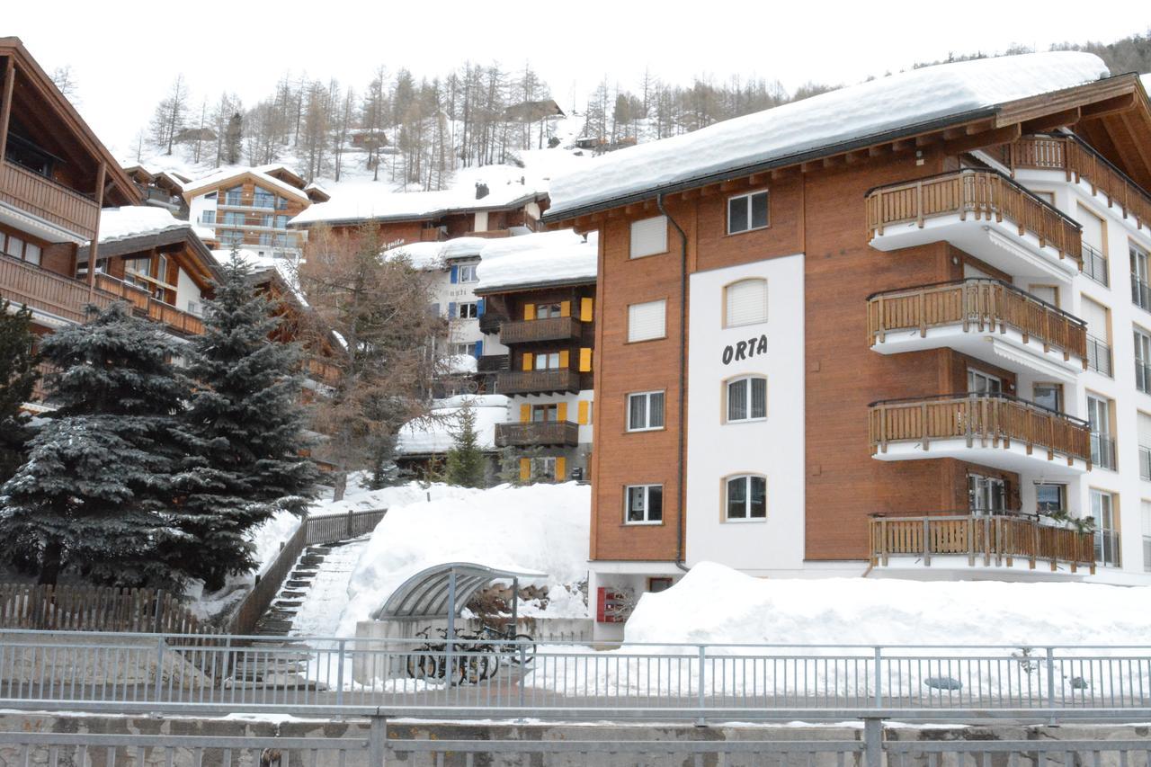 Haus Orta Apartment Zermatt Exterior foto